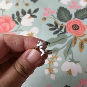 Nwot silver adjustable dolphin ring